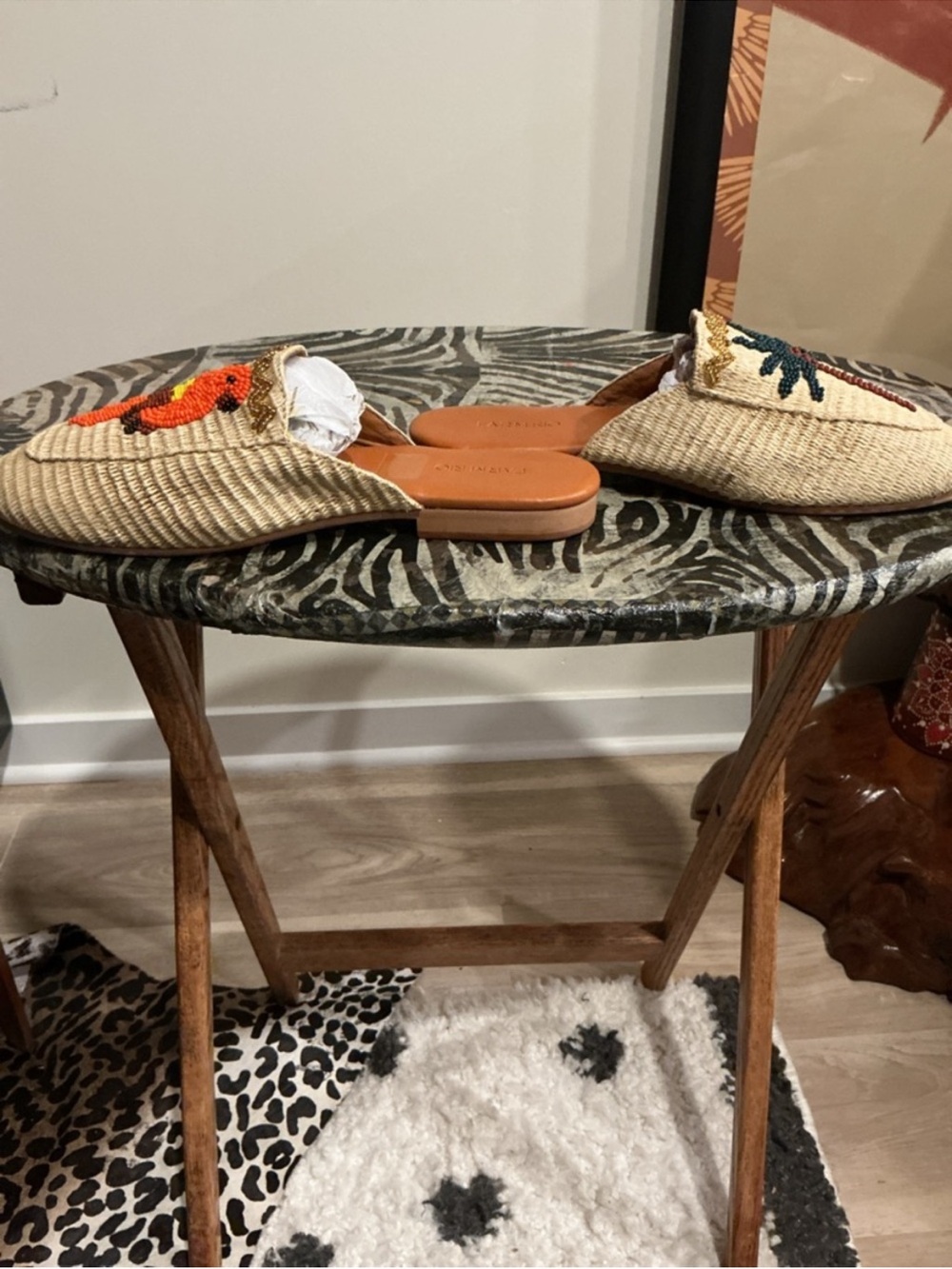 FARM Rio Macaw Beige Woven Slip-On Mules w/Beaded Palm Tree & Parrot, NIB, 10/42 - Picture 9 of 13